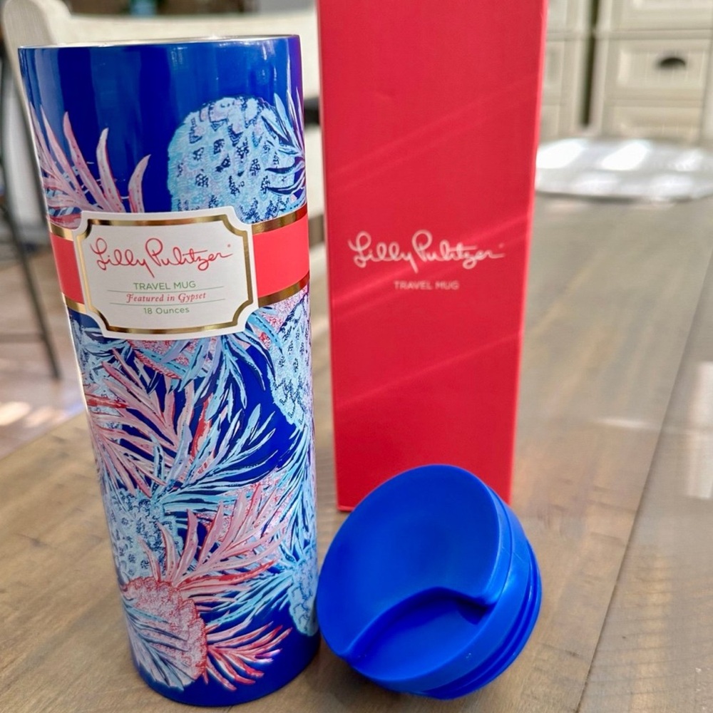 Lilly Pulitzer 18 oz Gypsy Pretty Pineapple Travel Mug for hot or cold drinks